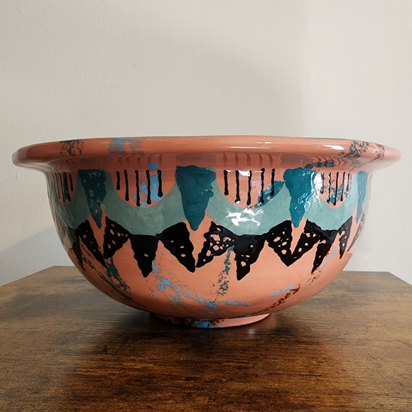 Richard Fridaux and Kay Hays Bynum Hand Painted Bowl - Picture 1 of 9